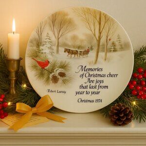 Christmas Memories Mantel Plate Decor VTG 1974 Robert Laessig Winter Cardinal
